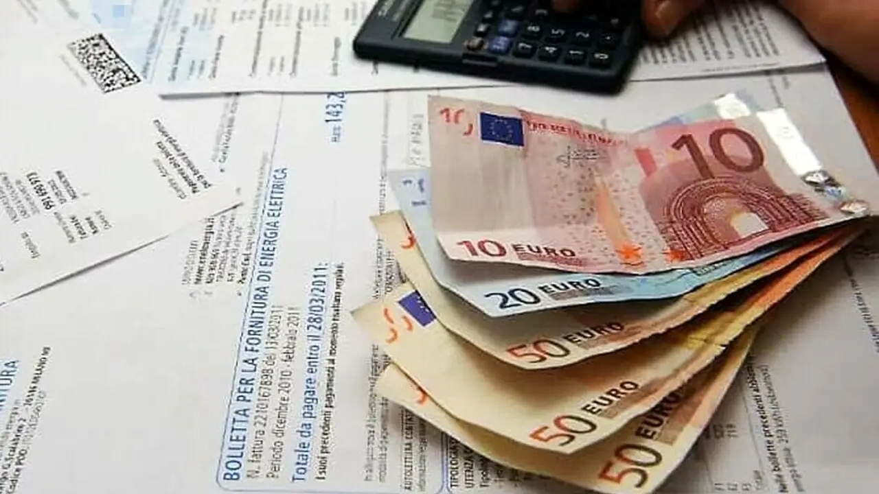 Bollette non pagate: ecco perché puoi dover oltre 5.000 euro e come difenderti Bollette non pagate: ecco perché puoi dover oltre 5.000 euro e come difenderti