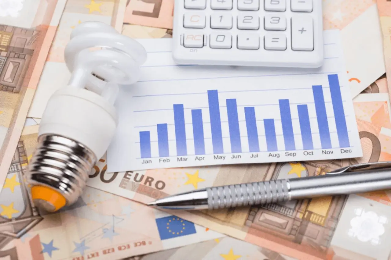 Bollette non pagate: ecco perché puoi dover oltre 5.000 euro e come difenderti Immagine selezionata