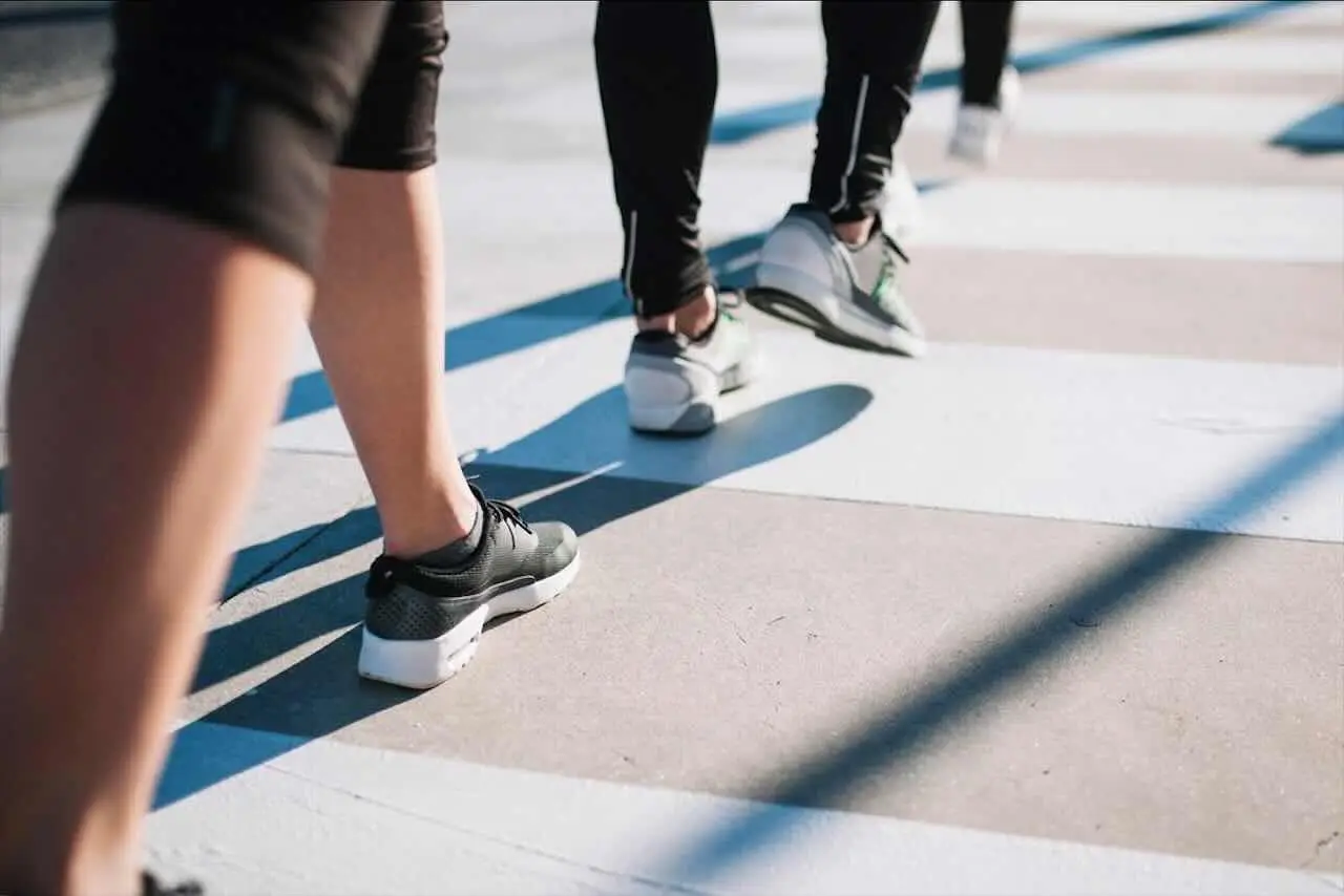Gli effetti sul corpo di una camminata quotidiana di 30 minuti Immagine selezionata