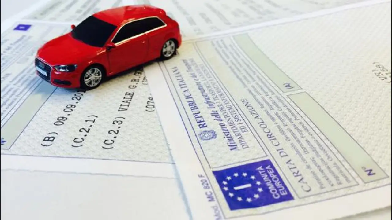 Nuove targhe auto in arrivo: cambia la prima lettera sei pronto alla novità? Immagine selezionata
