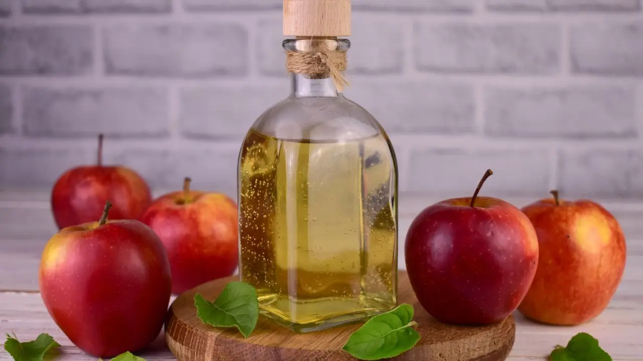 Il metodo consigliato per ridurre la glicemia al mattino con l’aceto di mele Il metodo consigliato per ridurre la glicemia al mattino con l’aceto di mele